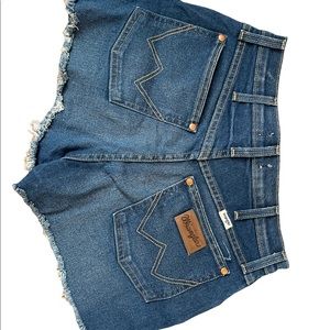 Wrangler cutoff shorts